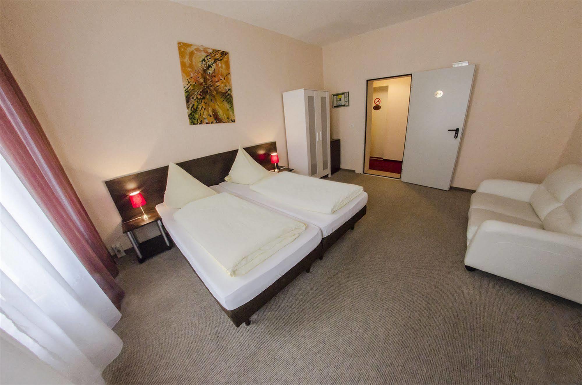 Hotel-Pension Victoria Berlin Eksteriør billede