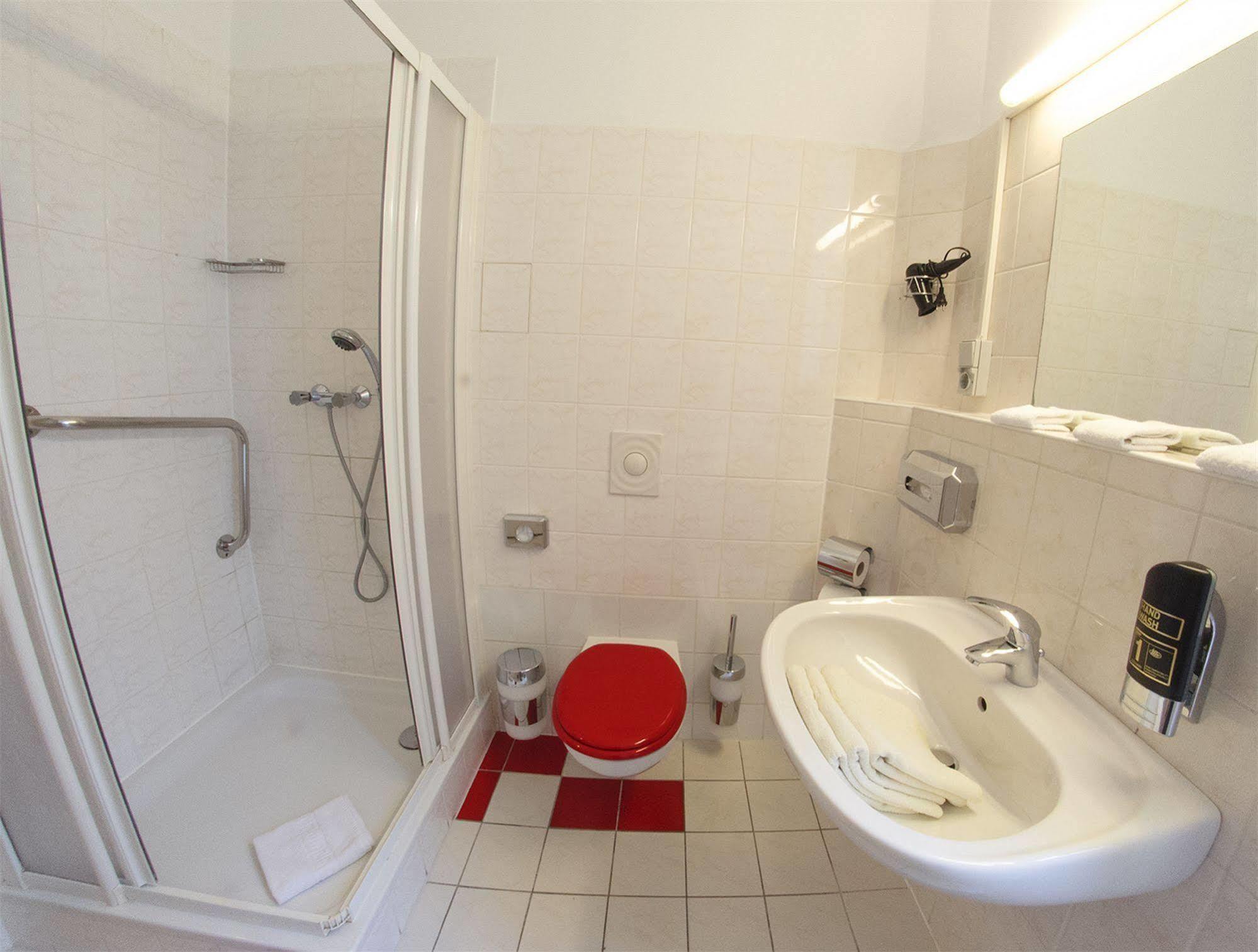 Hotel-Pension Victoria Berlin Eksteriør billede